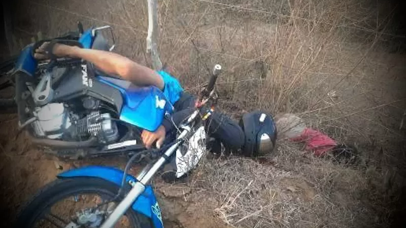 Casal é encontrado morto em estrada rural em Timbaúba, PE