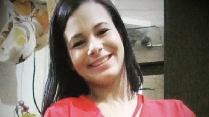 ⚠️ Jovem de 20 anos é executada a tiros em frente de casa no Agreste; namorado havia sido morto há um mês