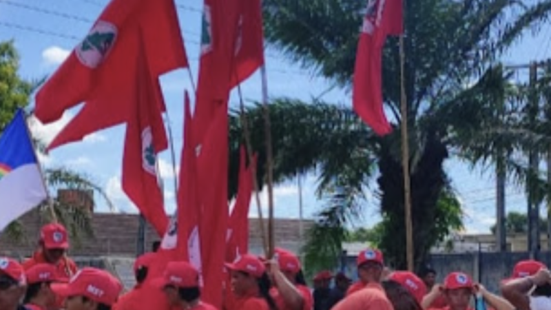 Morre militante do MST atropelado durante marcha em defesa da reforma agrária no Recife