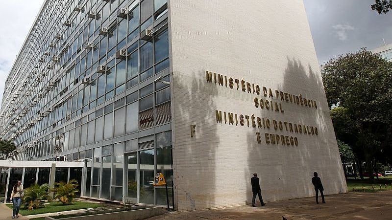 Ministério do Trabalho Multiplica por Cinco Verba para ONGs e Beneficia Entidades Sindicais e Investigadas