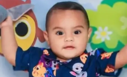 ⚠️ Bebê de 2 anos morre com costela quebrada e pulmão perfurado; cuidadora é presa por suspeita de agressão