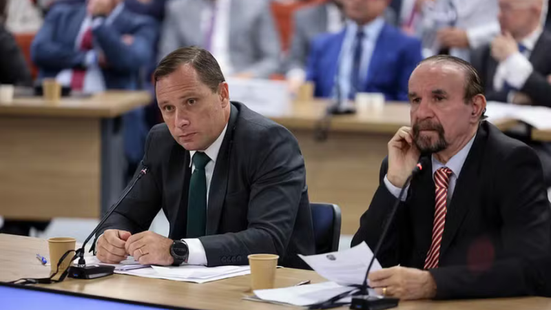 🧨 “Foi tudo forçado”: advogado mostra mensagens no Instagram e pede anulação da delação de Mauro Cid