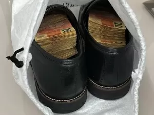 👟 ABSURDO: PF encontra MAÇOS DE DINHEIRO no sapato do primo de deputado – Família TODA na mira por R$ 85 milhões