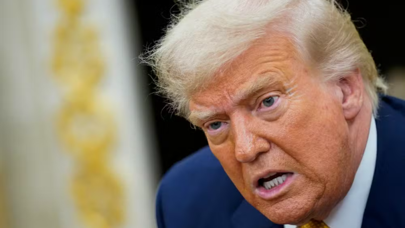 🇺🇸🔥 TRUMP ACUSA STF DE “CAÇA ÀS BRUXAS” CONTRA BOLSONARO: “SISTEMA JUDICIAL ARMADO”