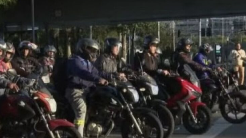 🚨 Motoboys fazem protesto no Recife e pedem mais segurança após série de assaltos