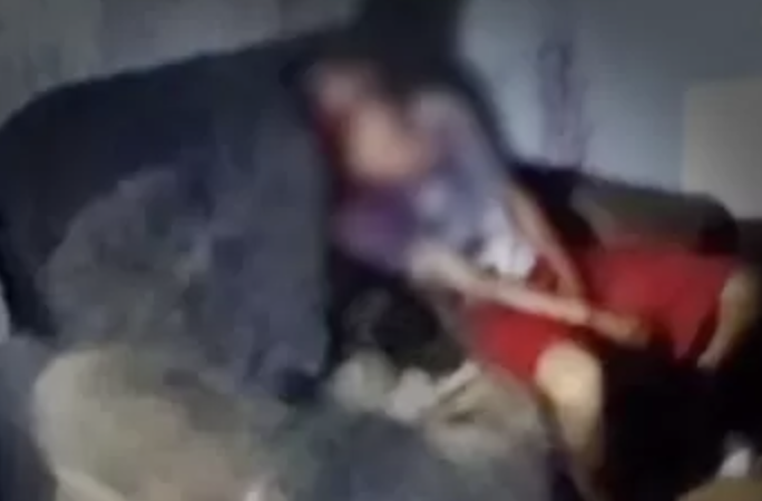 HOMEM É ASSASSINADO A GOLPES DE FACÃO NA VILA RICA, EM JABOATÃO