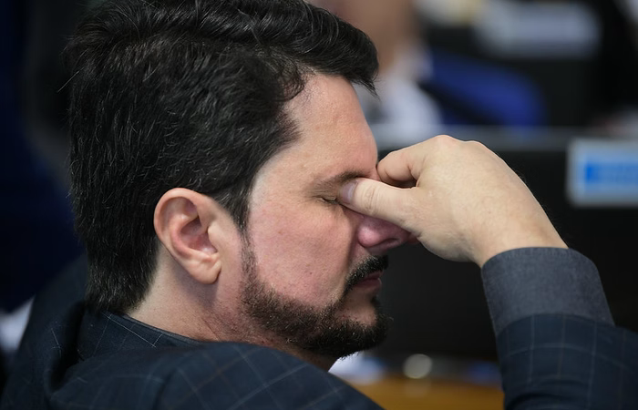 TORNOZELEIRA, BLOQUEIO E POLÊMICA: MARCOS DO VAL VIRA ALVO DE MORAES E DIZ SER VÍTIMA DE PERSEGUIÇÃO
