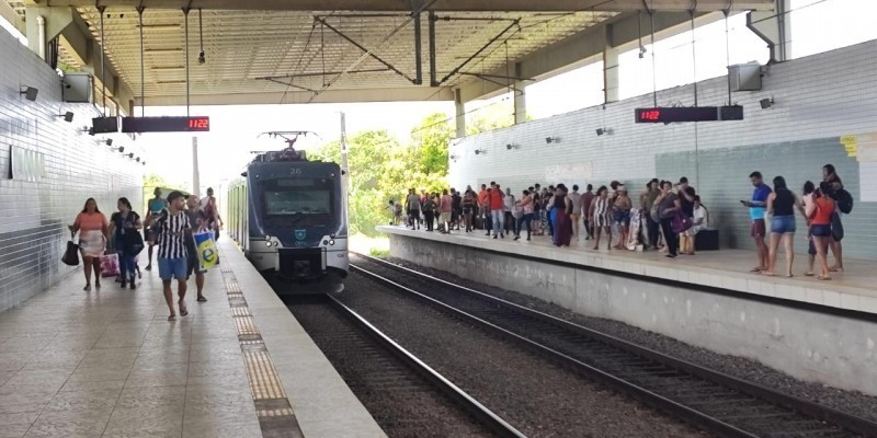 🚇 METRÔ DO RECIFE PARA POR 24H EM PROTESTO CONTRA PRIVATIZAÇÃO
