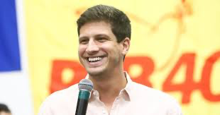 MP-PE INVESTIGA CONTRATOS DE R$ 500 MILHÕES NA GESTÃO JOÃO CAMPOS