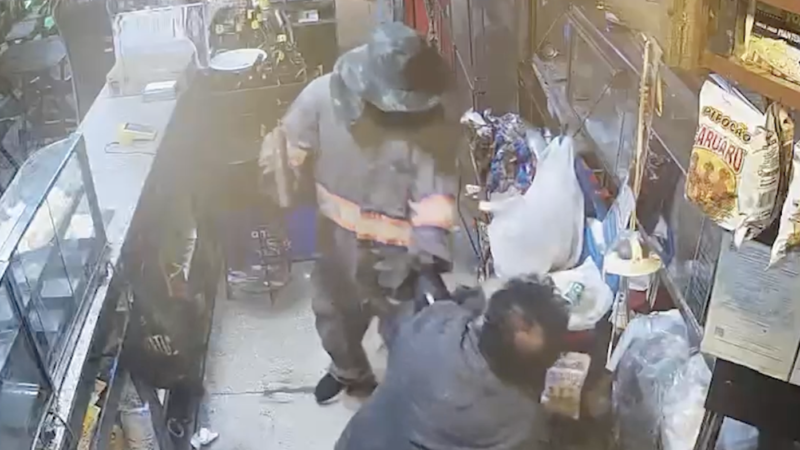 🚨 COMERCIANTE É ATACADO COM BARRA DE FERRO E ROUBADO NA RODOVIÁRIA DE PESQUEIRA