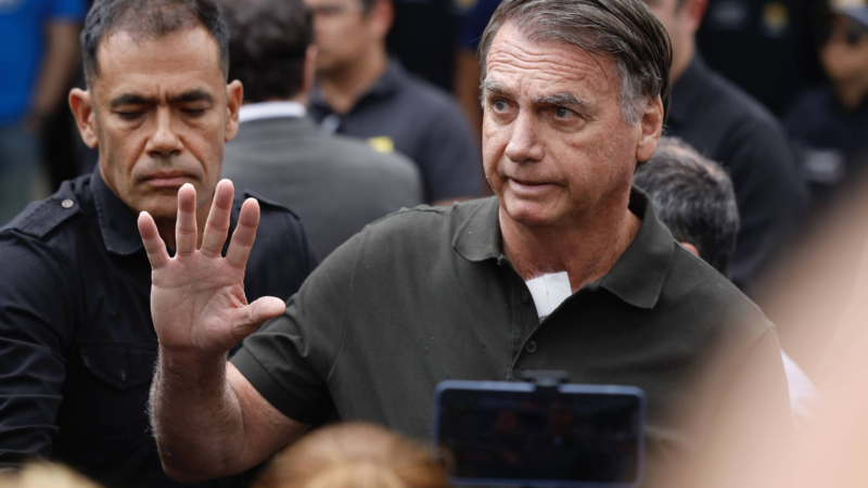 🚨 Bolsonaro volta a ser internado: entenda os problemas de saúde do ex-presidente