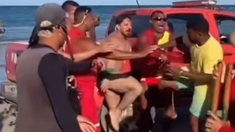 Turistas são agredidos por barraqueiros em Porto de Galinhas após disputa por cobrança: “Foi um massacre”