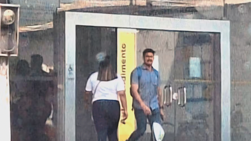 PF FLAGRA SUPLENTE DE ALCOLUMBRE SACANDO R$ 350 MIL EM DINHEIRO VIVO EM INVESTIGAÇÃO SOBRE DESVIOS NO DNIT