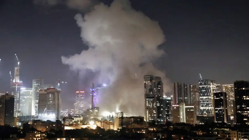 Ataques do Irã com mísseis deixam mortos em Israel e elevam tensão no Oriente Médio