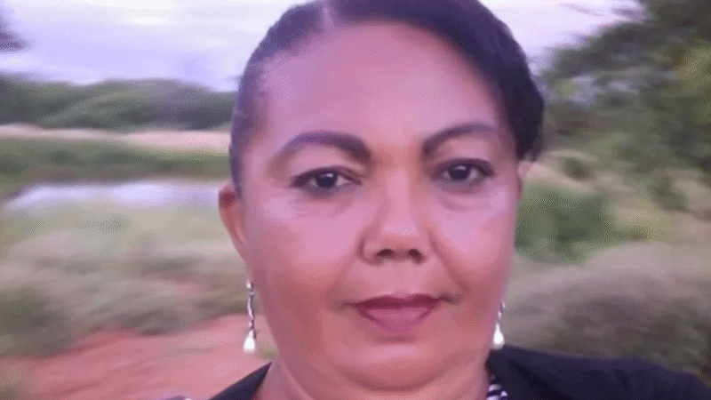Mulher é encontrada morta com tiro na cabeça e corpo carbonizado no Sertão de Pernambuco
