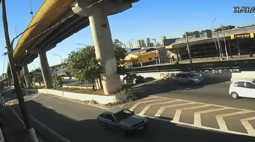 Vídeo mostra Porsche de Fábio Giga derrapando antes de causar acidente em SP; polícia apura excesso de velocidade
