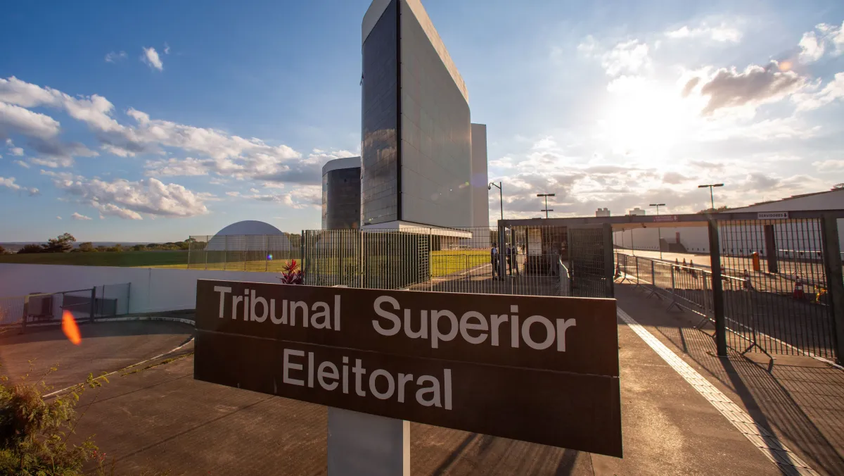 Fachada do Tribunal Superior Eleitoral, em Brasília.