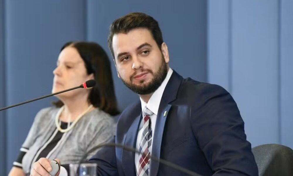 Filipe Martins em meio à apuração sobre registro migratório falso nos Estados Unidos