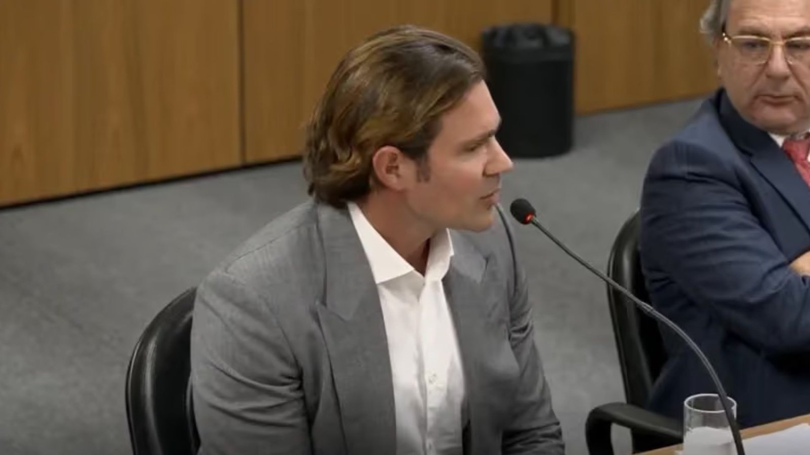 Daniel Vorcaro durante cobertura sobre investigação do Banco Master