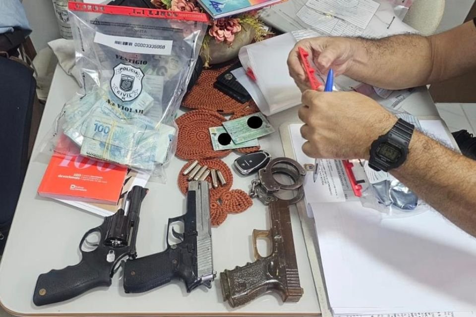 Polícia Civil recolhe materiais na Operação Pay Back em Pernambuco
