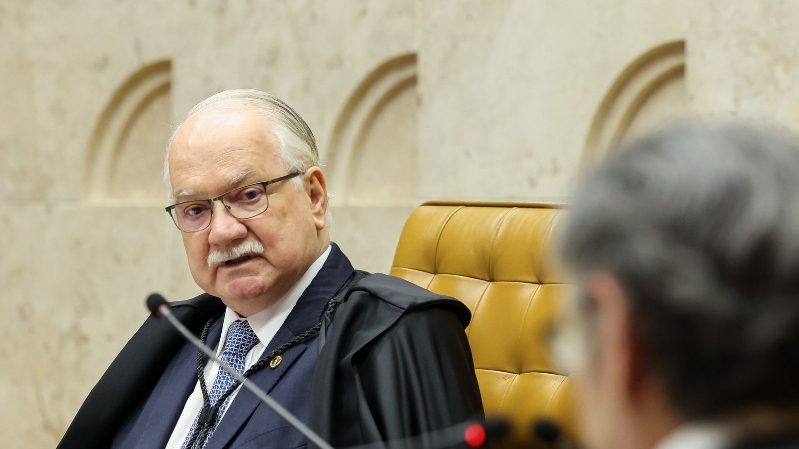 Edson Fachin em sessão