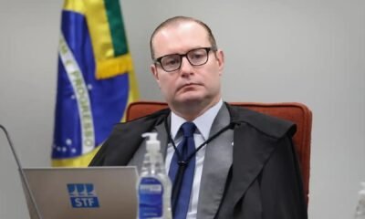 Cristiano Zanin durante sessão do STF