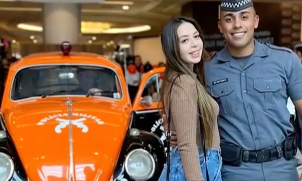 Larissa Cruz Morata com o marido policial militar