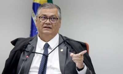 Flávio Dino fala durante sessão do STF