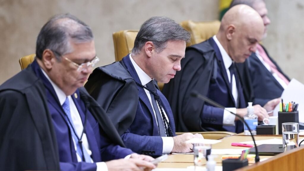André Mendonça em sessão do STF