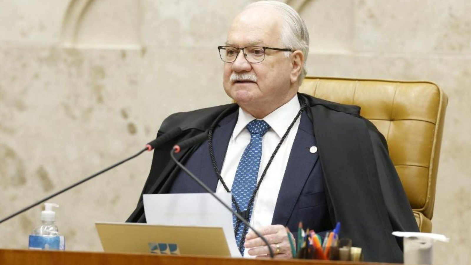 Edson Fachin durante sessão no Supremo Tribunal Federal